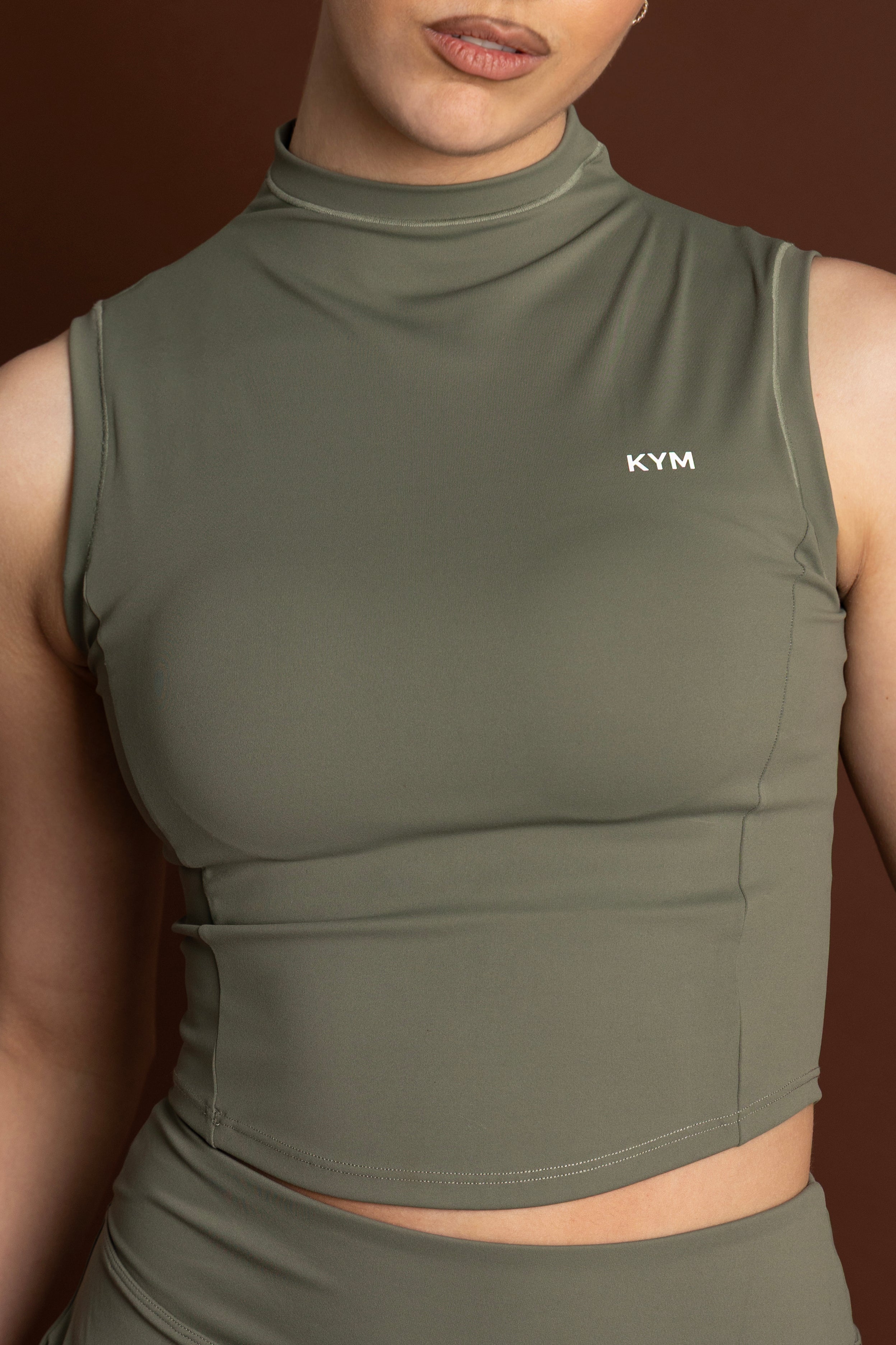 Αμάνικο Τοπ με Ψηλό Λαιμό Χρώμα Κυπαρίσσι - sptz8661