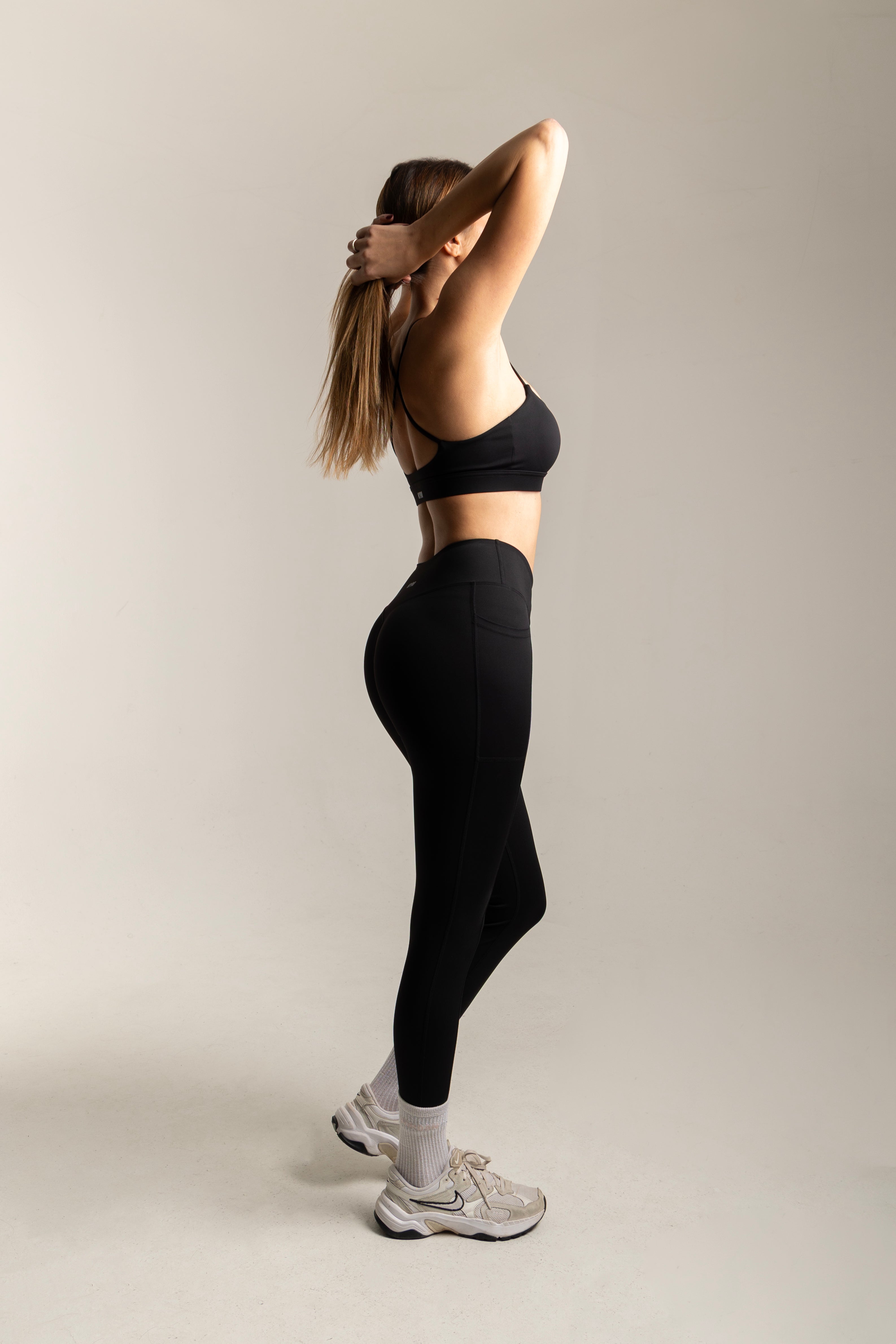 Μαύρο Αθλητικό Τοπ με Ενίσχυση KYM 0205