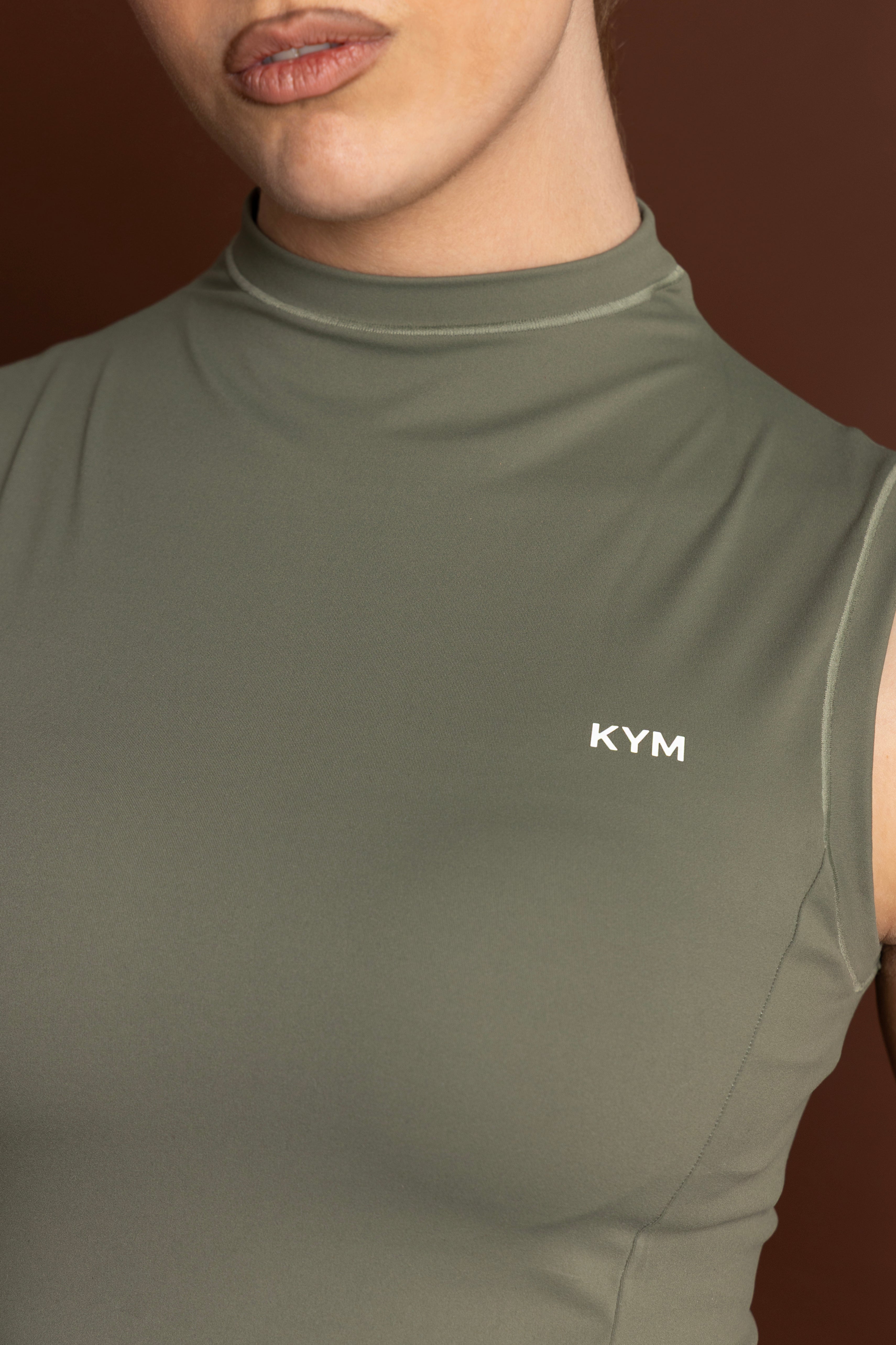 Αμάνικο Τοπ με Ψηλό Λαιμό Χρώμα Κυπαρίσσι - sptz8661